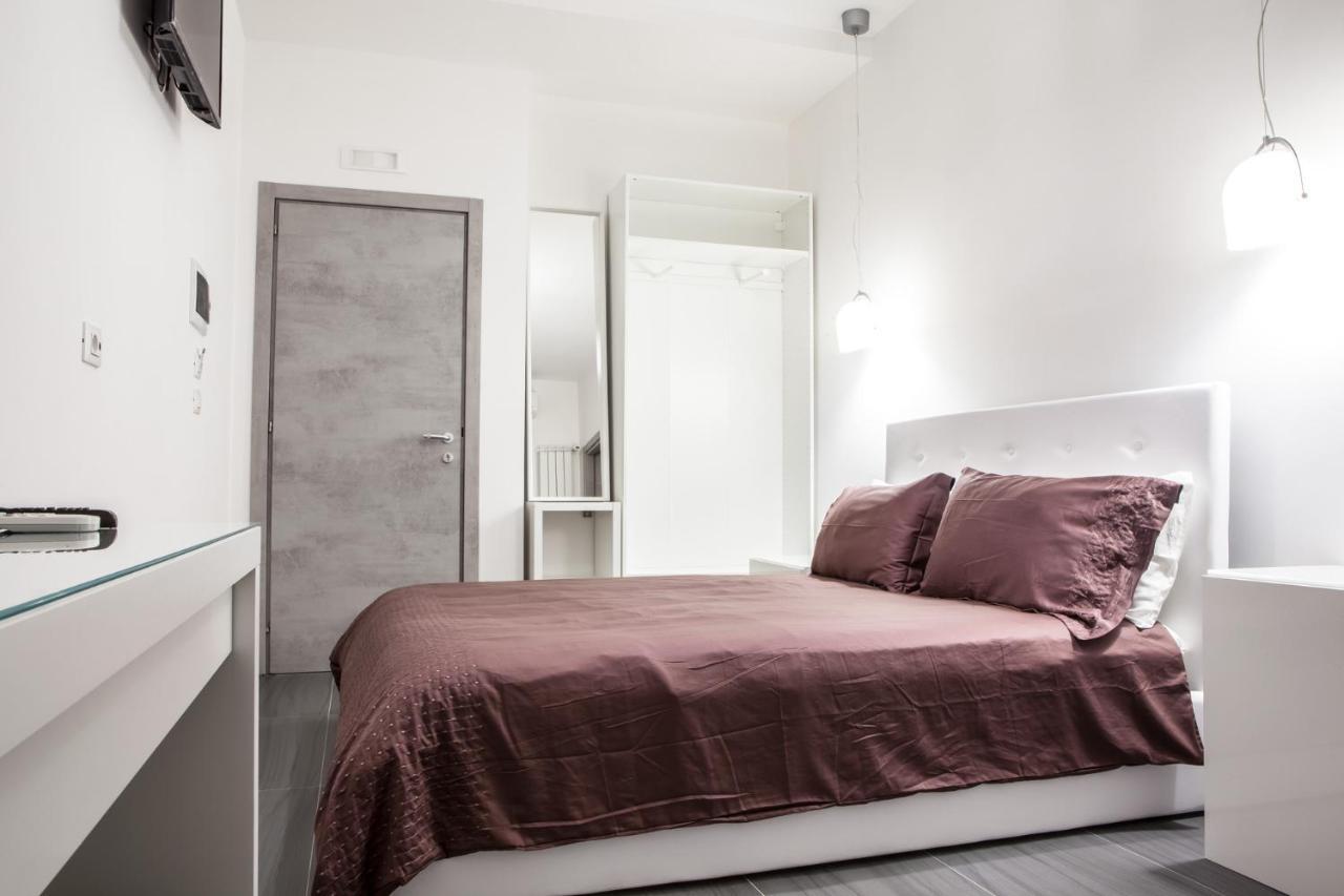 Pomodoro Bed Bed & Breakfast Castrovillari Bagian luar foto