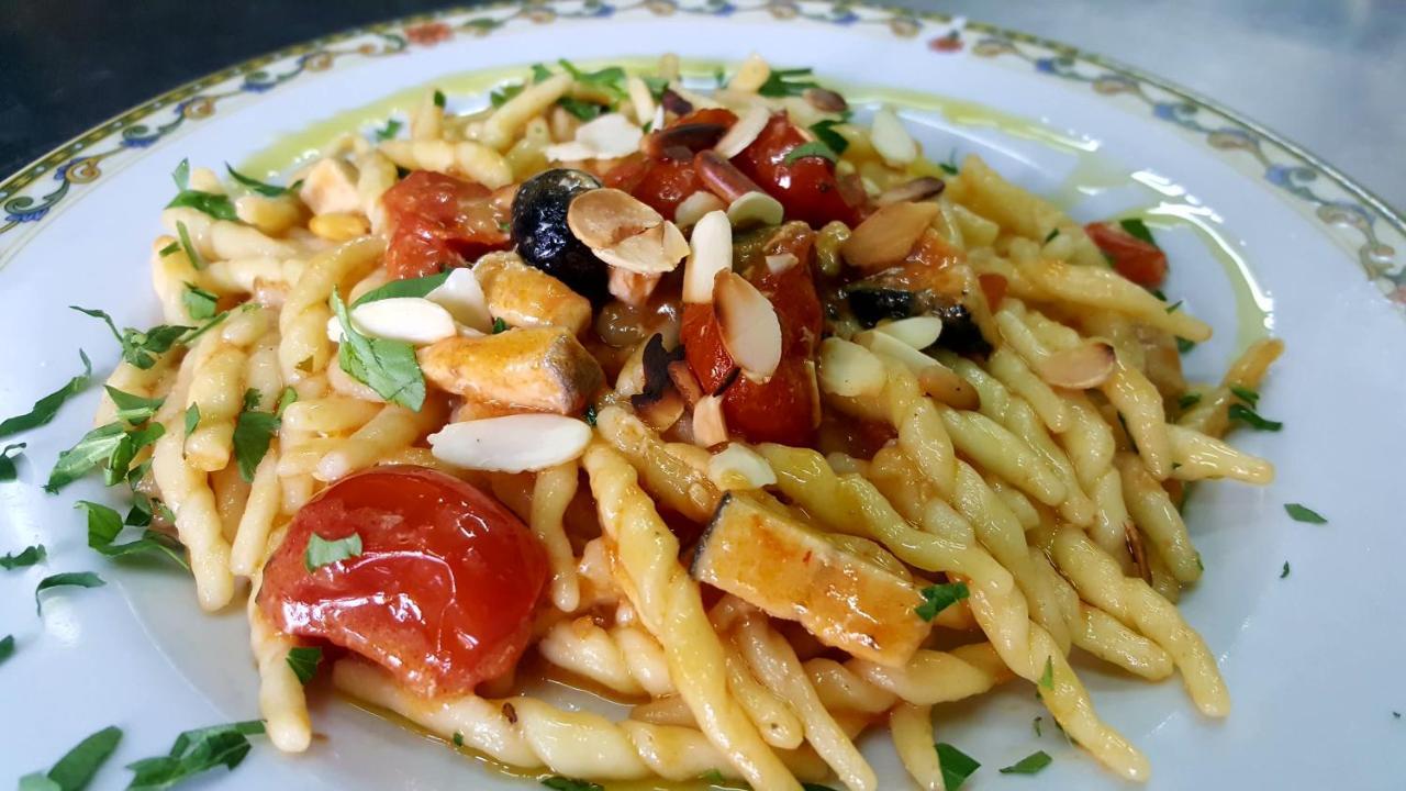 Pomodoro Bed Bed & Breakfast Castrovillari Bagian luar foto
